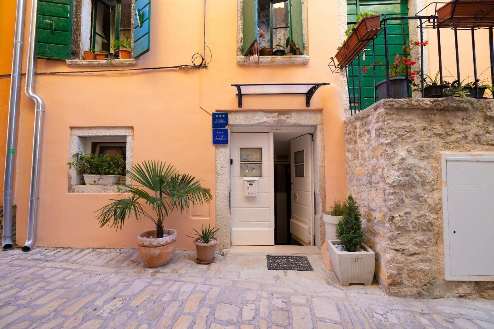 Studio De Mare Rovinj Bagian luar foto